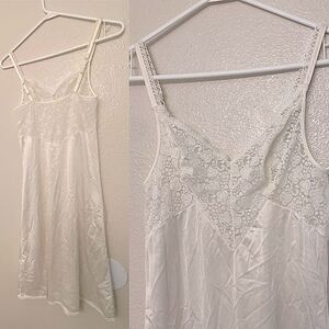 Vintage white lace Chemise slip dress nylon blend Lingerie Nightgown 34 S/M